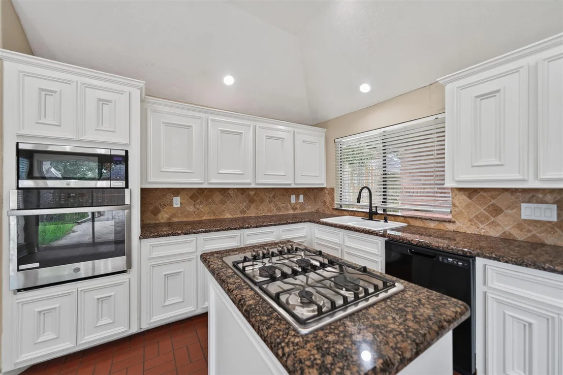 Photo of 22918 Glenover Drive