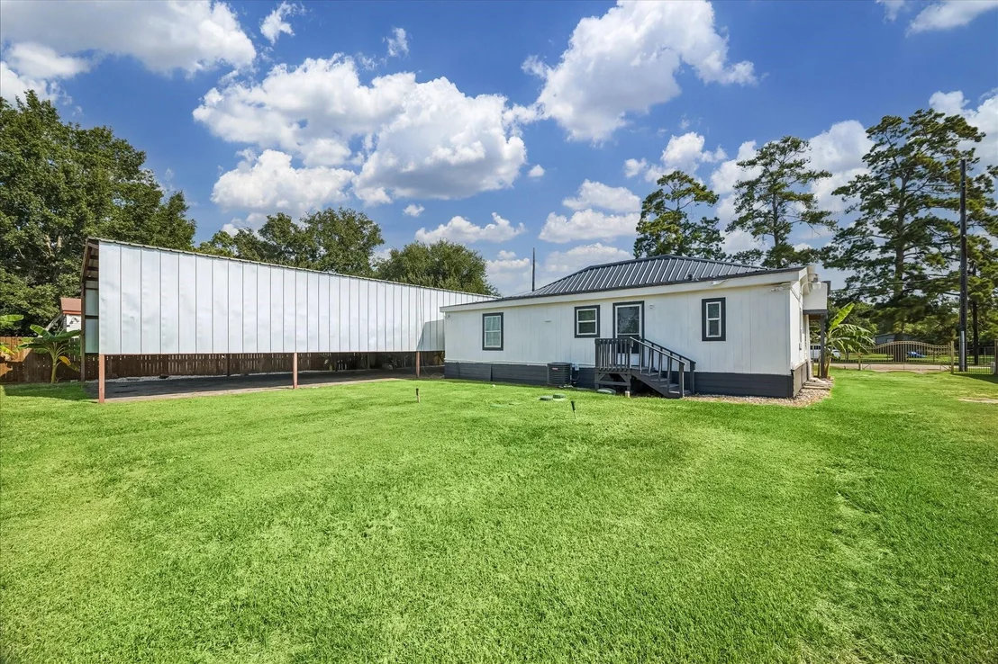 Photo of 20635 Sleepy Hollow Lane