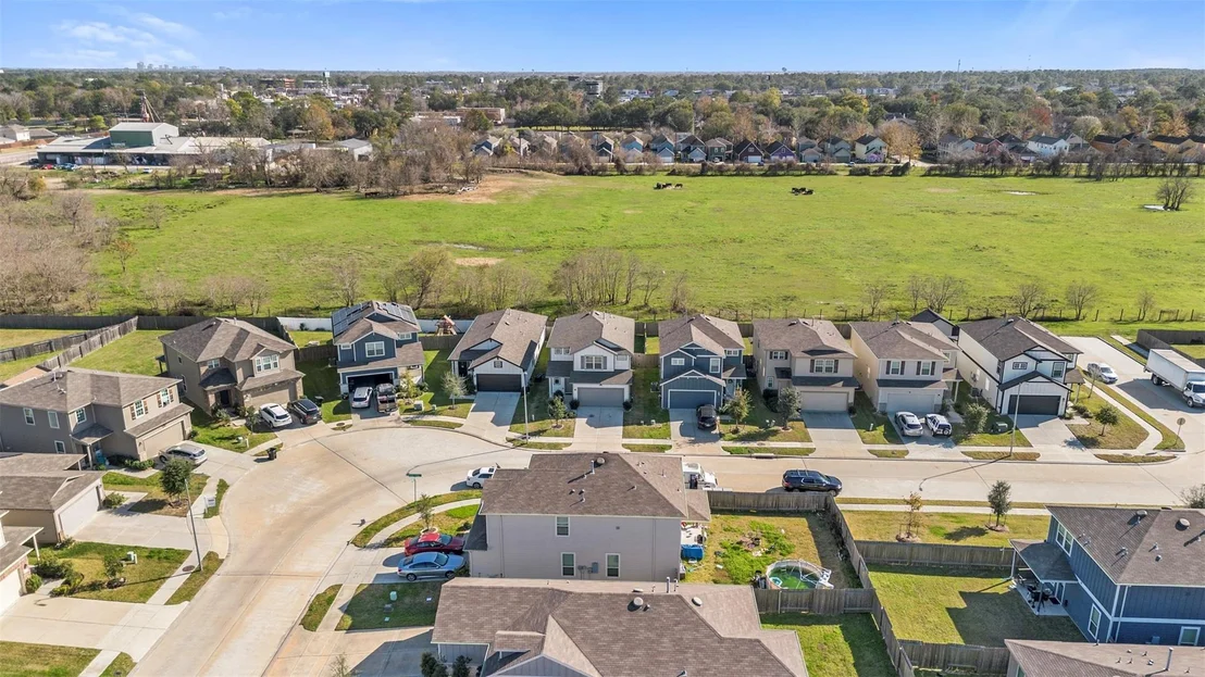 Photo of 4611 Prairie Chase Drive