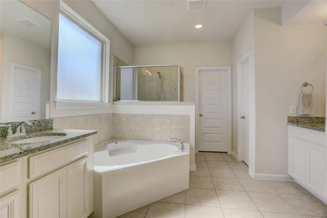 Photo of 17522 Treecreeper Lane
