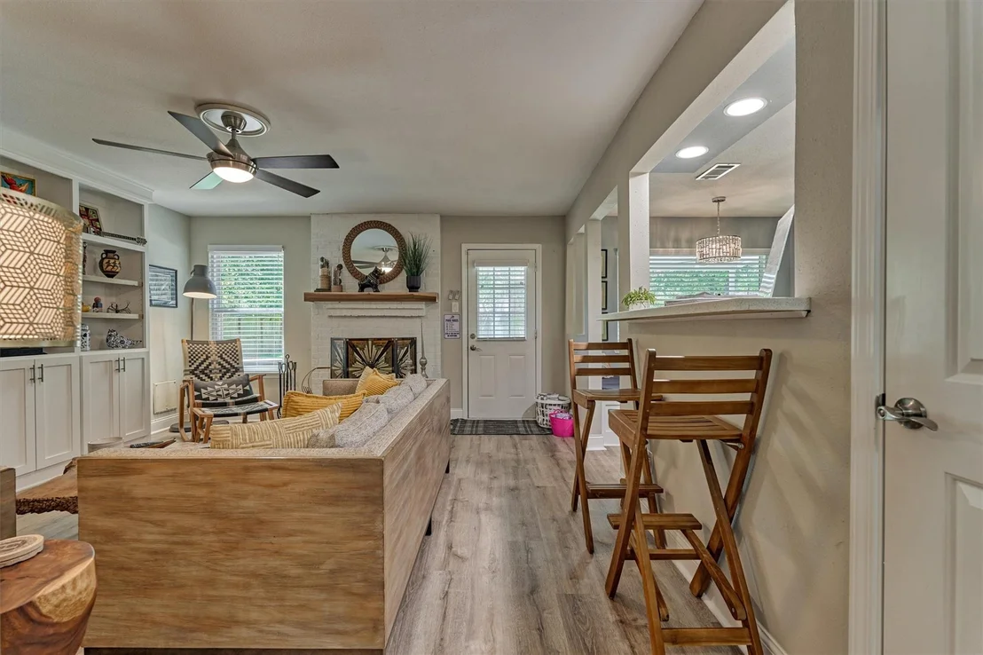 Photo of 9 Pineash Court