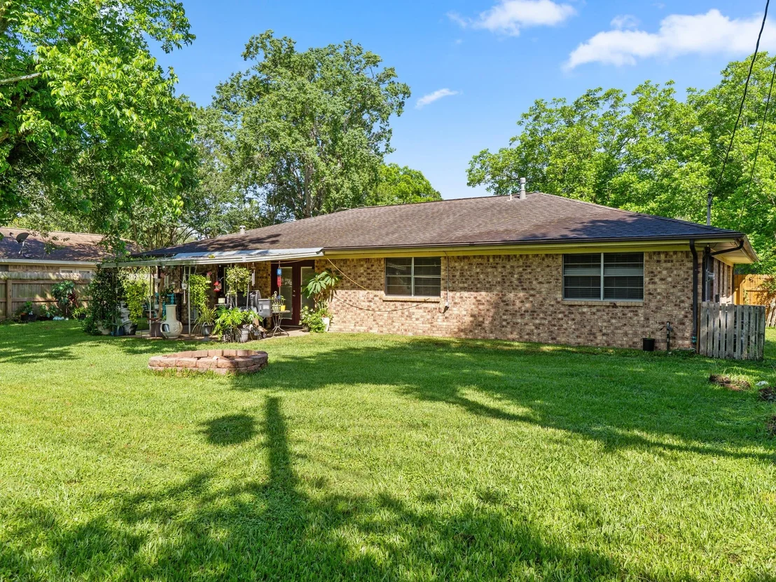 Photo of 30 Live Oak St