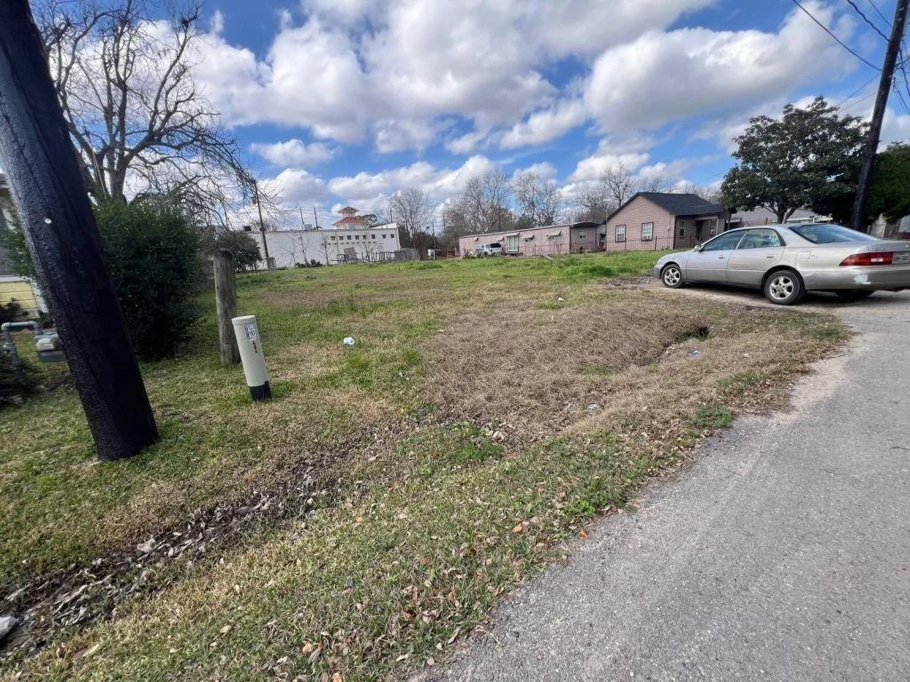 Photo of 412 1st Street