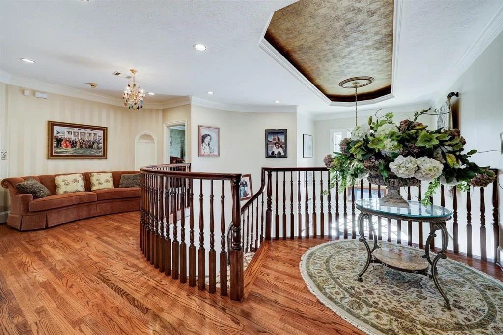 Photo of 25 Beacon Hill