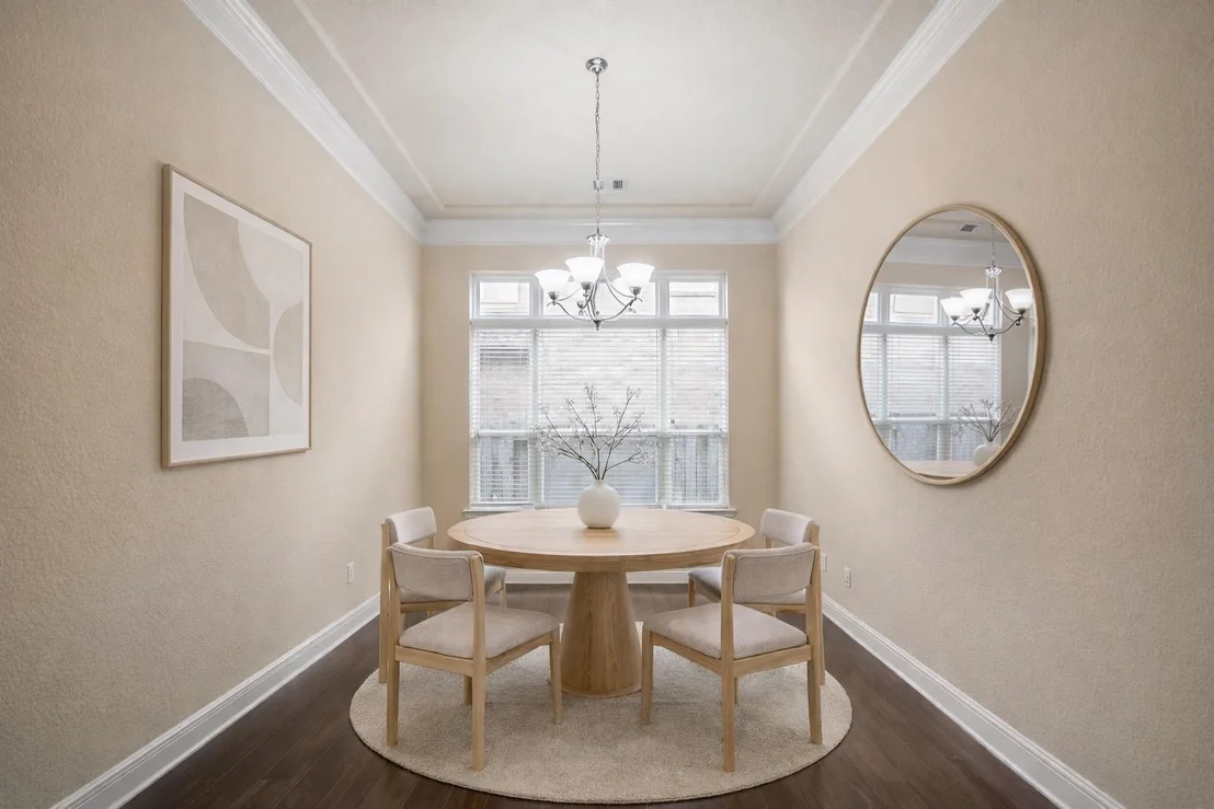 Photo of 18010 Sheldon Pines