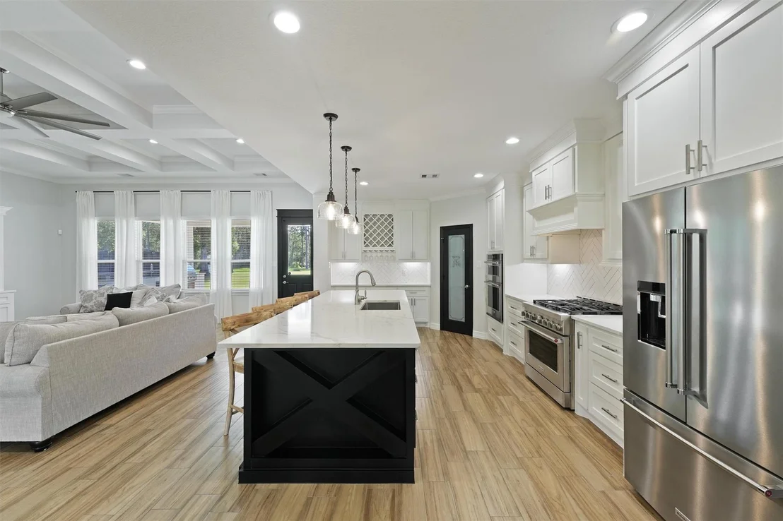 Photo of 18122 Cooper Road