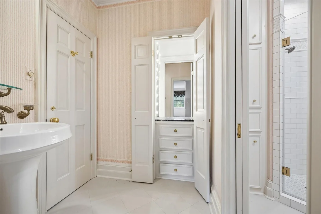Photo of 1 Pine Briar Circle