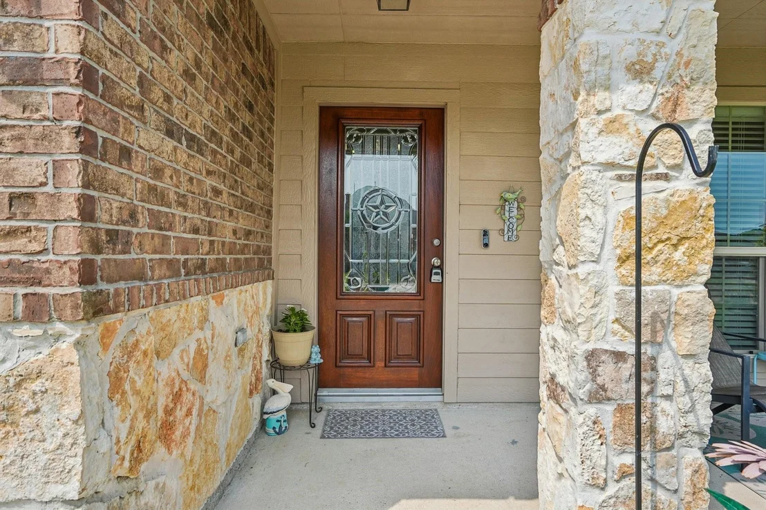 Photo of 5018 Bay Lane