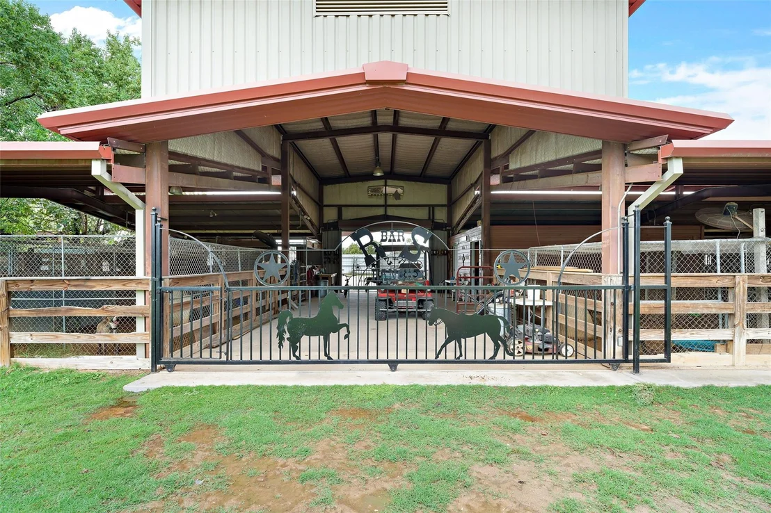 Photo of 7438 Wright Road