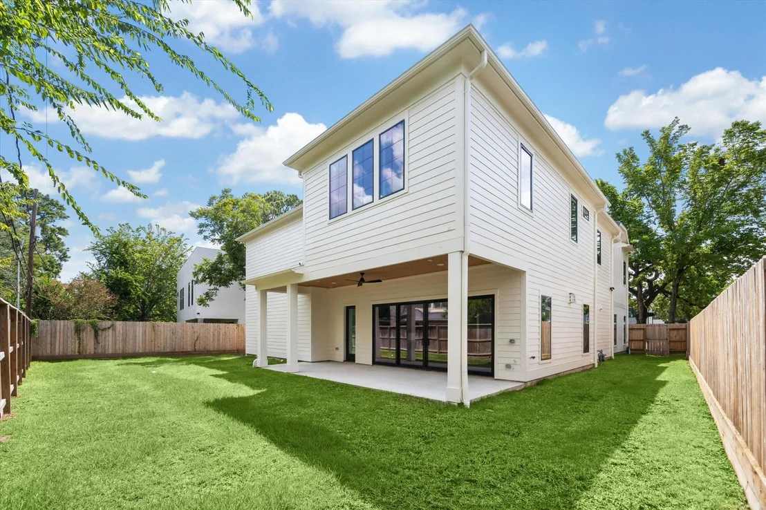 Photo of 938 Gardenia Drive