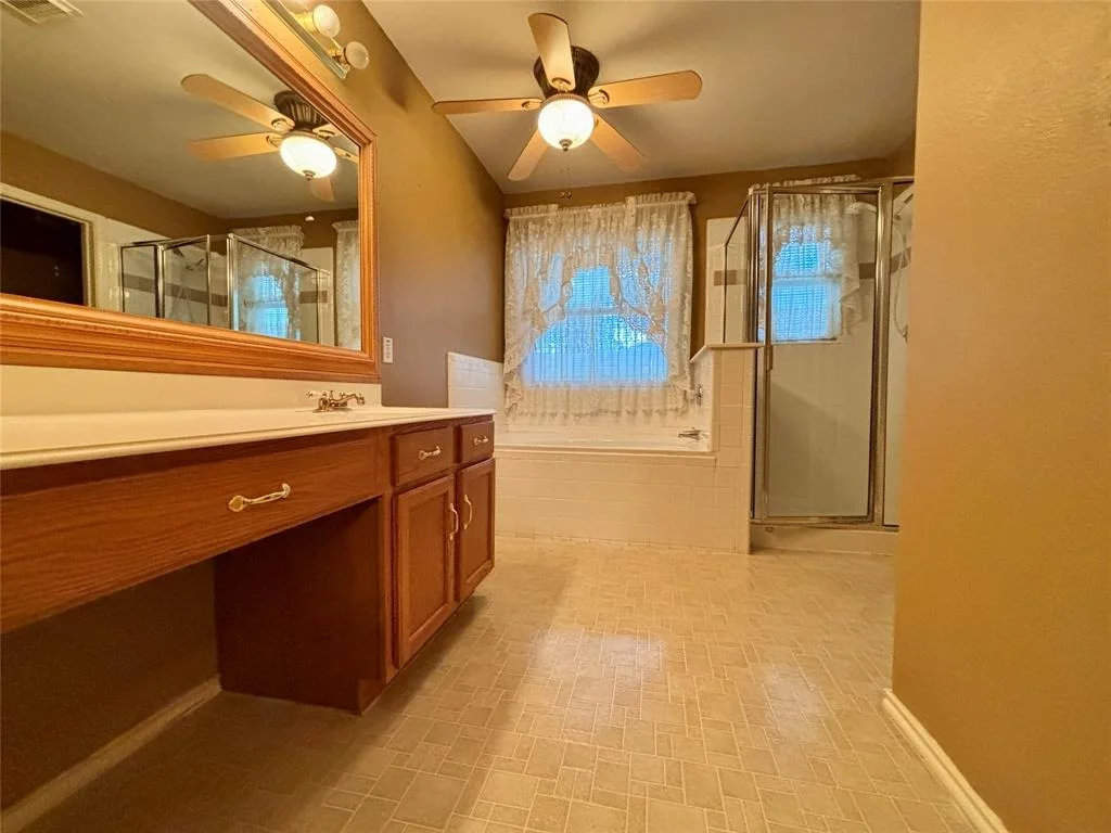 Photo of 8234 Coppergate