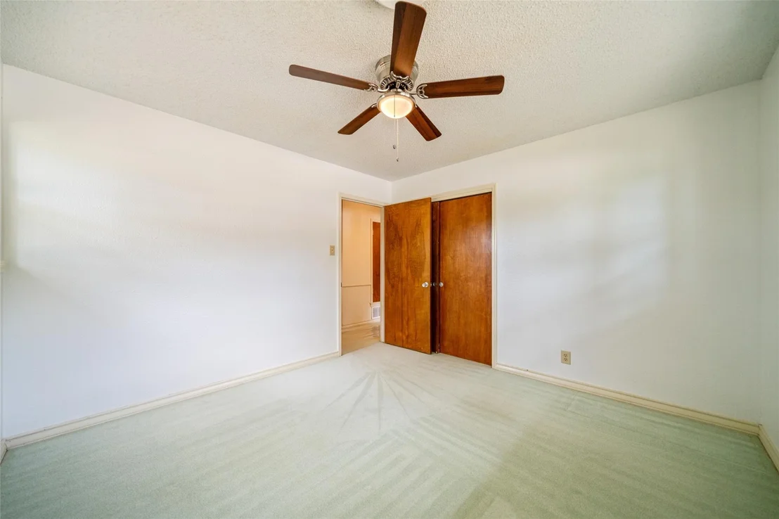 Photo of 2419 Henrietta Place