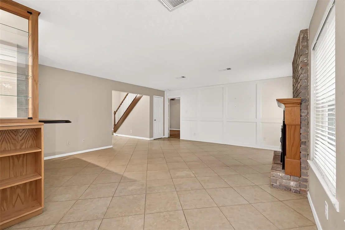 Photo of 2182 Tree Lane
