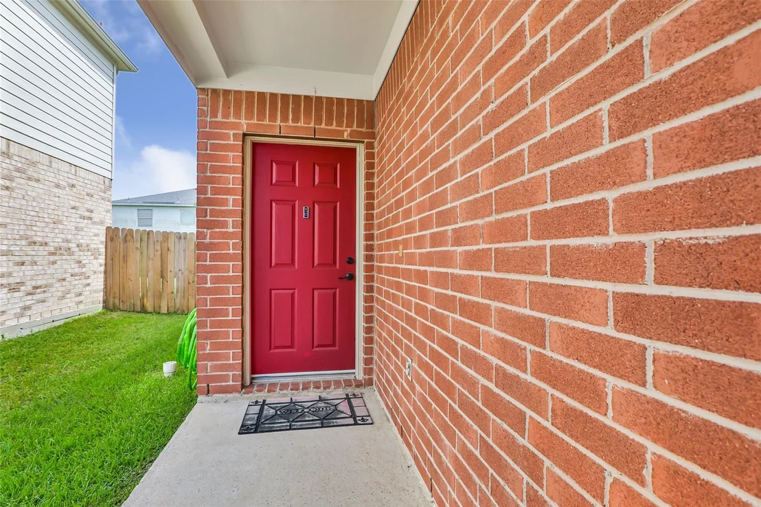 Photo of 12122 Landsdown Ridge Way