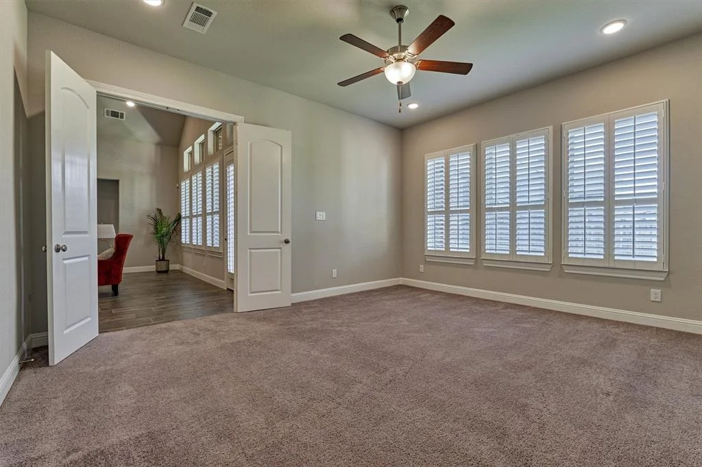 Photo of 8 Snowdrop Lily Drive