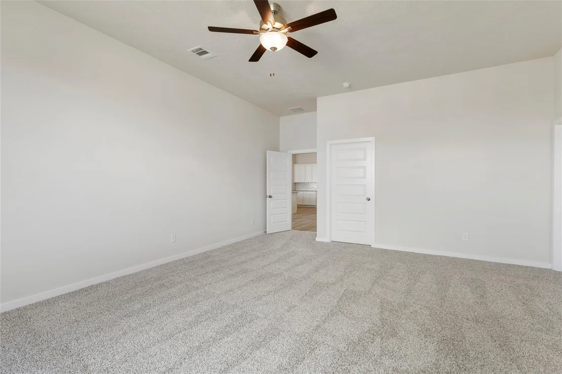 Photo of 1453 Lake Ridge Drive