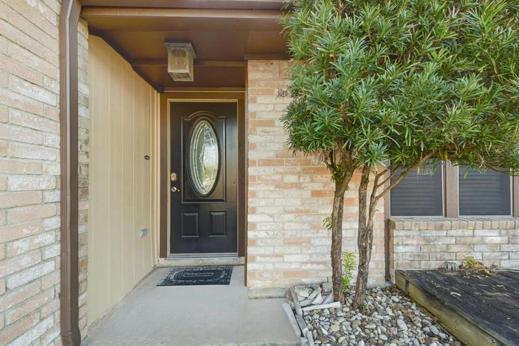 Photo of 405 Valley Brook Drive