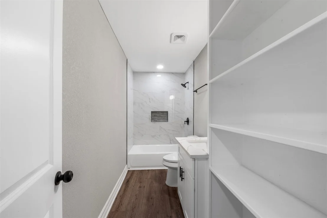 Photo of 2616 Windsor Lane
