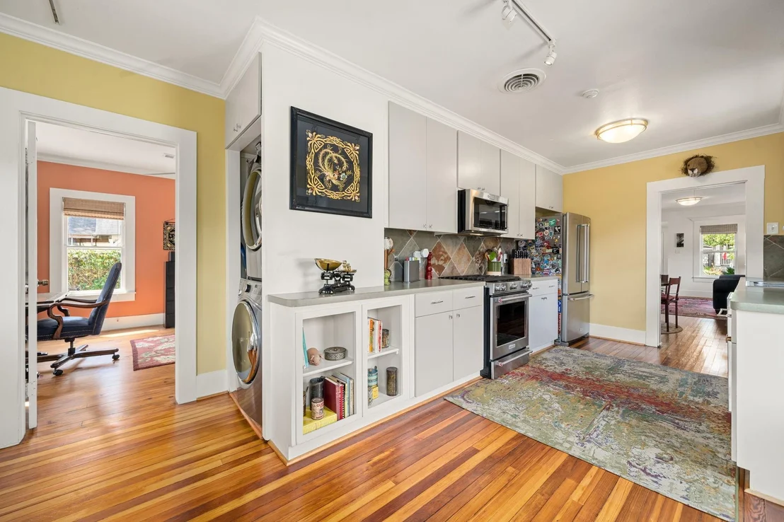 Photo of 2214 Singleton Street