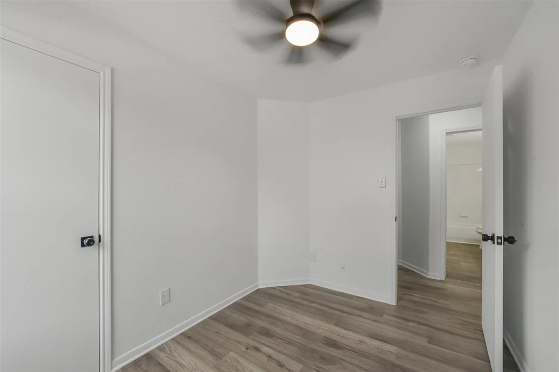 Photo of 2811 Packard Elm Street