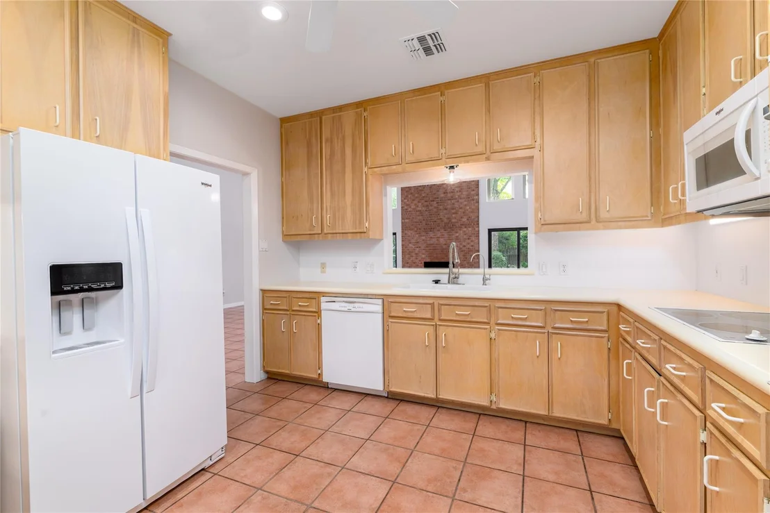 Photo of 904 Winston Drive