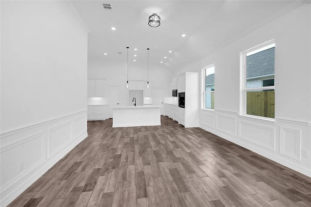 Photo of 214 Alder Loop