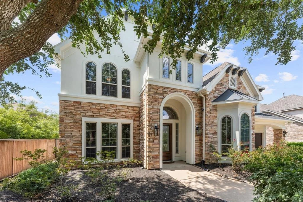 Photo of 3 N Beech Springs Circle