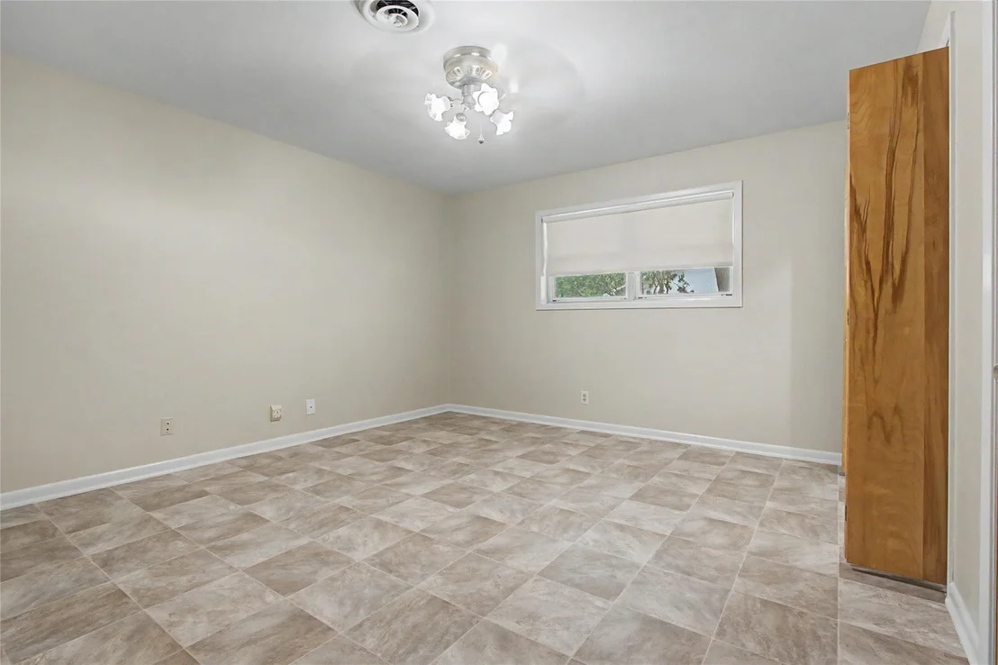 Photo of 502 Cannon Road