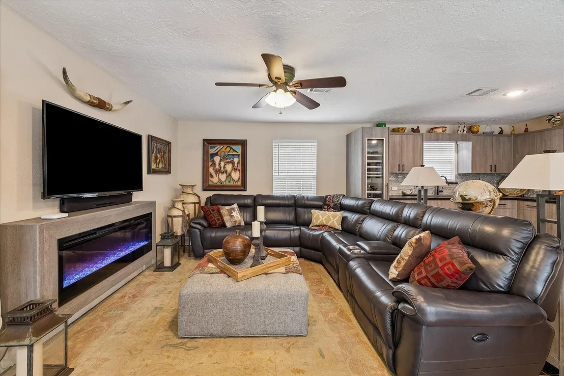 Photo of 5402 Valkeith Drive
