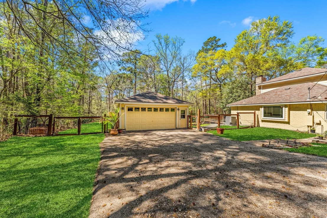 Photo of 57 Lake Forest Circle