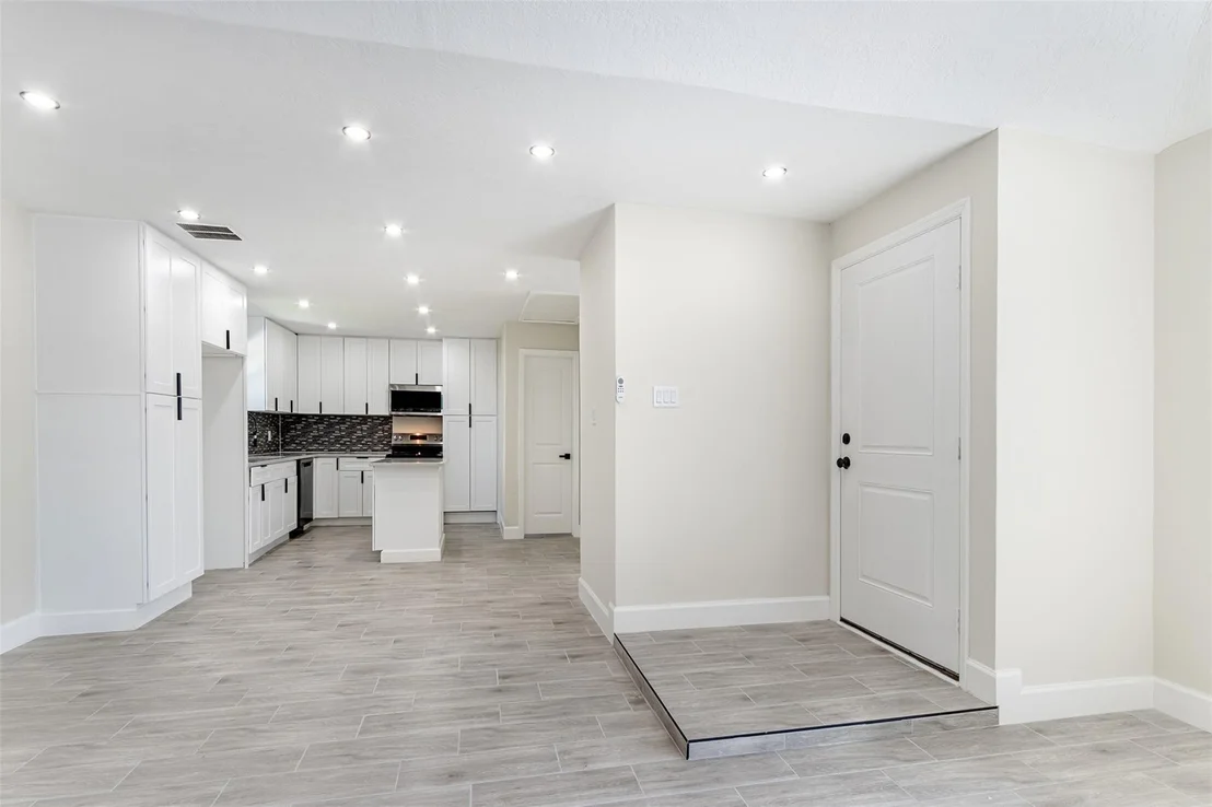 Photo of 11203 Rousseau Drive