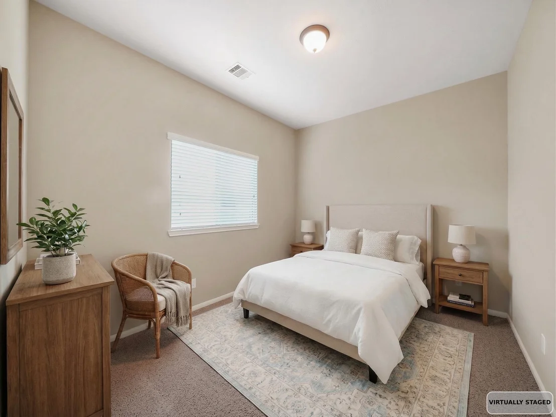 Photo of 22635 Pineleigh Court