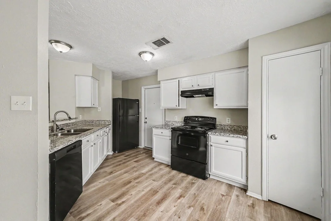 Photo of 2710 Village Circle Drive