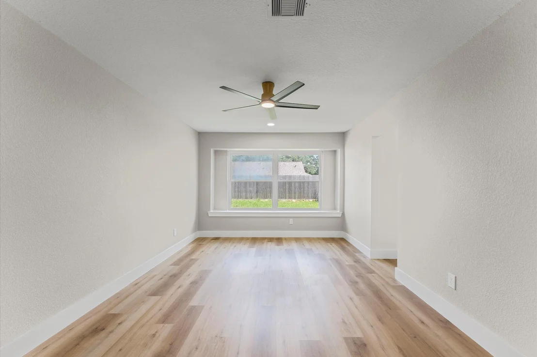 Photo of 2306 Eaglerock Drive