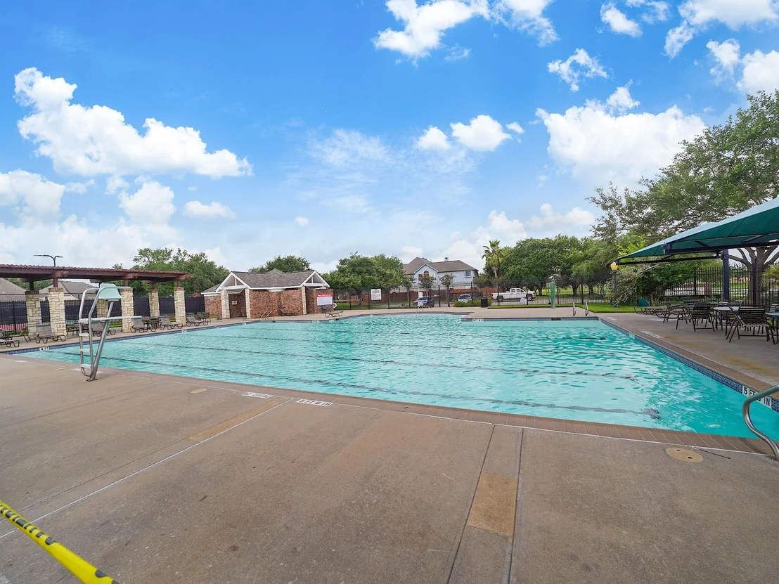Photo of 3907 Garnet Falls
