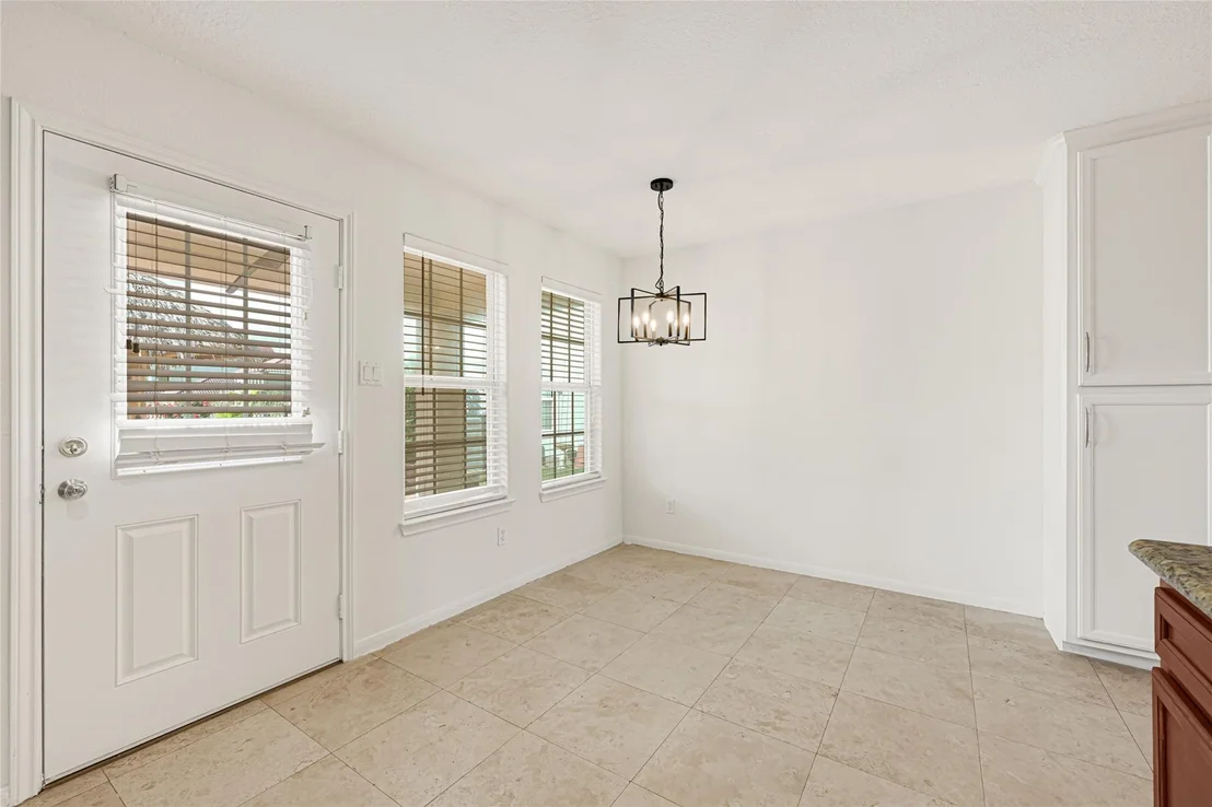 Photo of 2767 Broadway Street