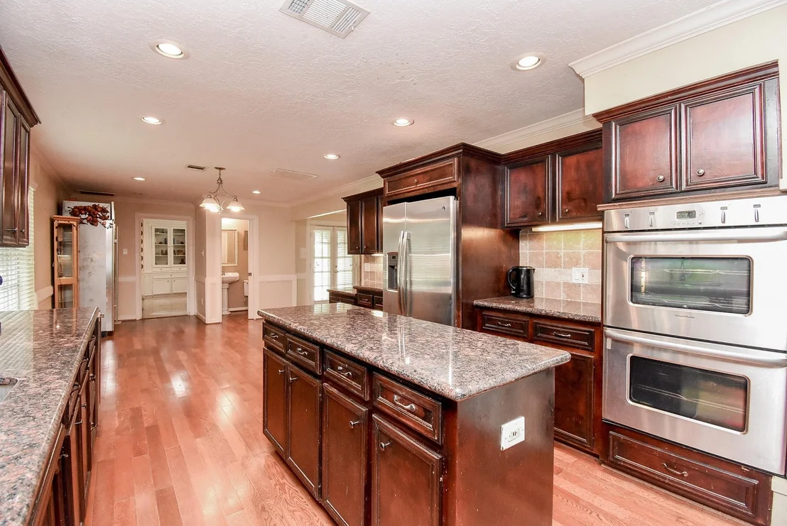 Photo of 426 Longview Drive