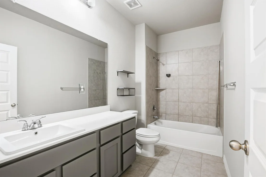 Photo of 4615 Bartagrass Drive