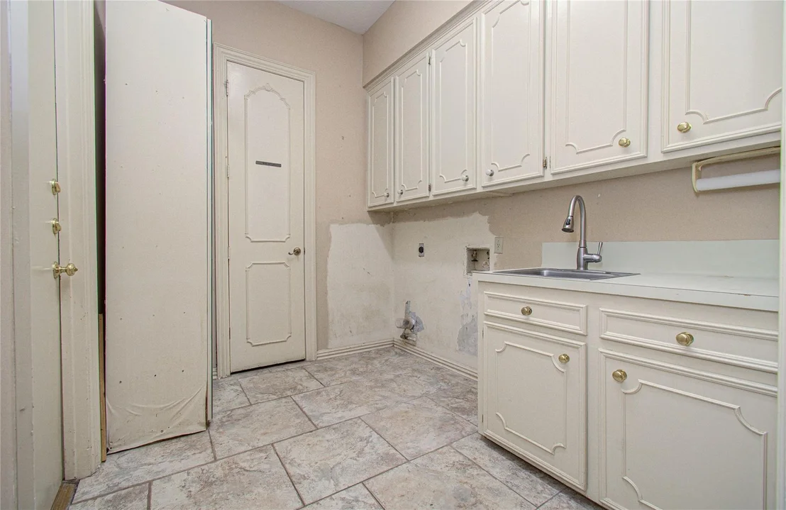 Photo of 9712 Longmont Drive