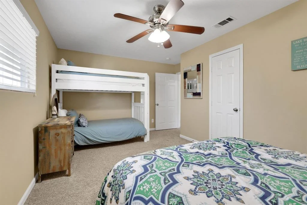Photo of 221 Harbour Row Drive