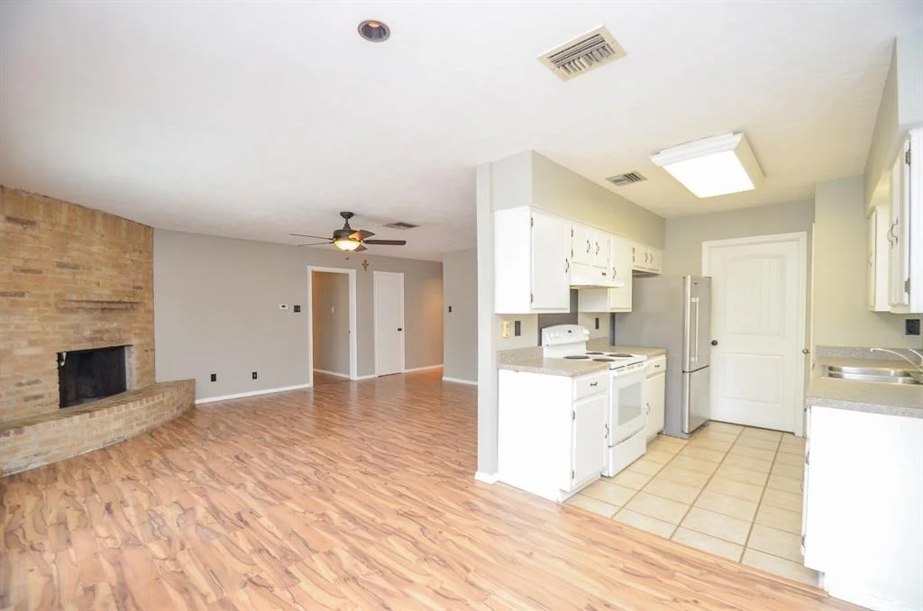 Photo of 2110 Wood River Drive