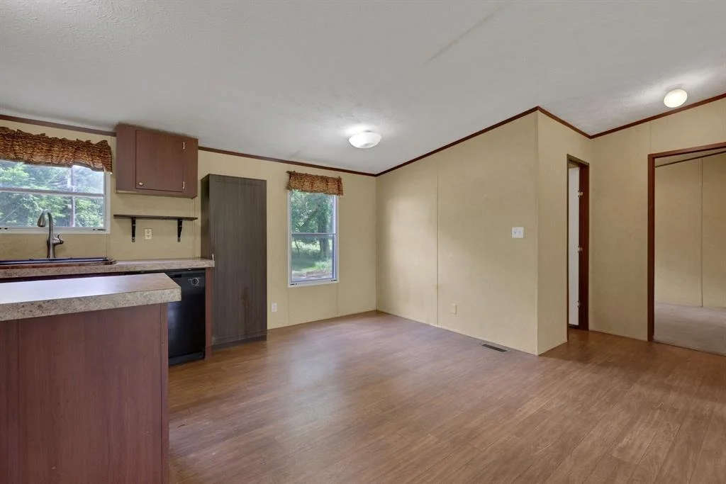 Photo of 1000 W Dalton Road