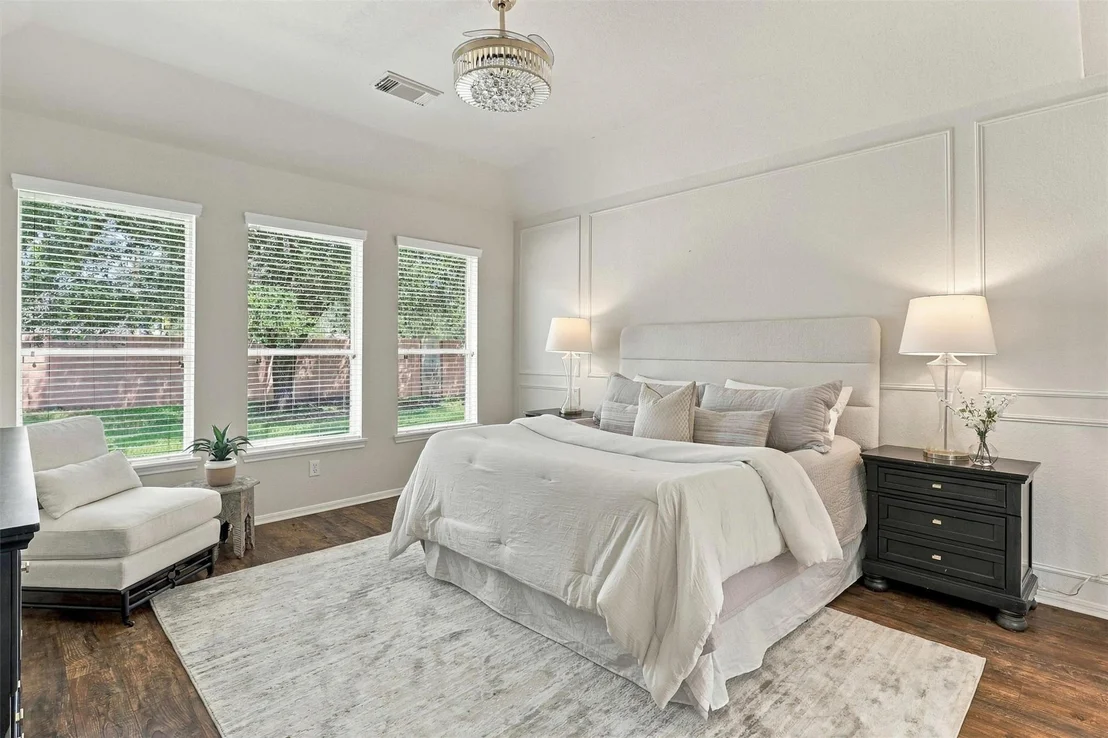 Photo of 7807 Ravens Point Drive