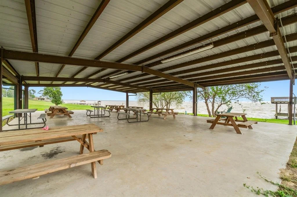 Photo of 10420 Us Hwy 190 W