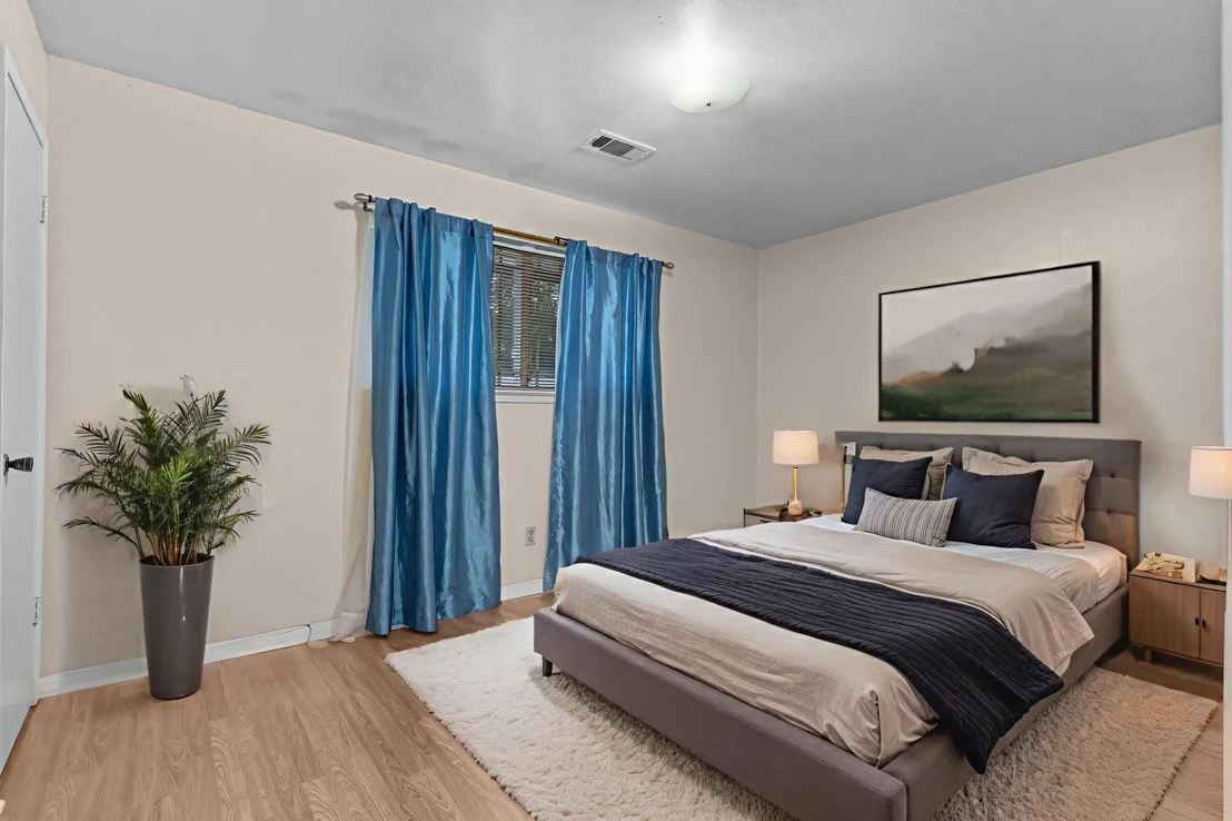 Photo of 9018 Rutherford Lane