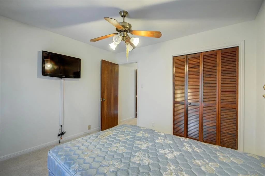Photo of 223 Silverbell Circle