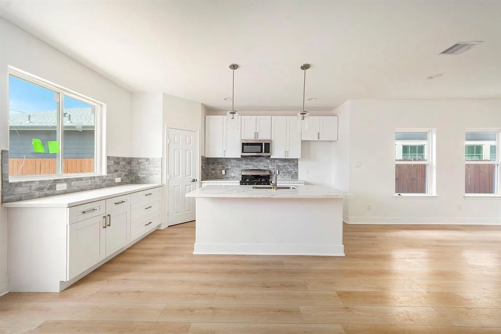 Photo of 10009 Morocco Road