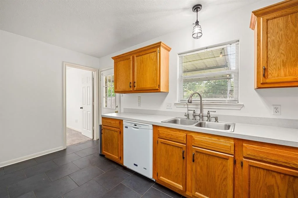 Photo of 523 Pinewood Drive