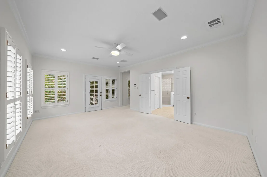 Photo of 3403 Crest Hill Lane