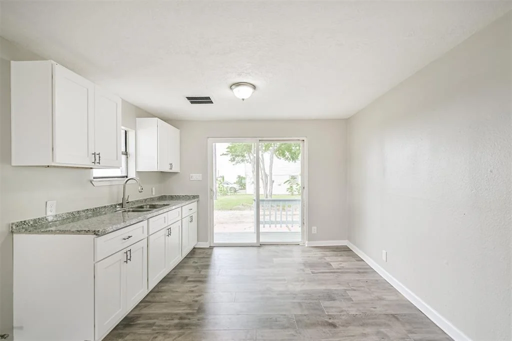 Photo of 4803 W Bayshore Drive